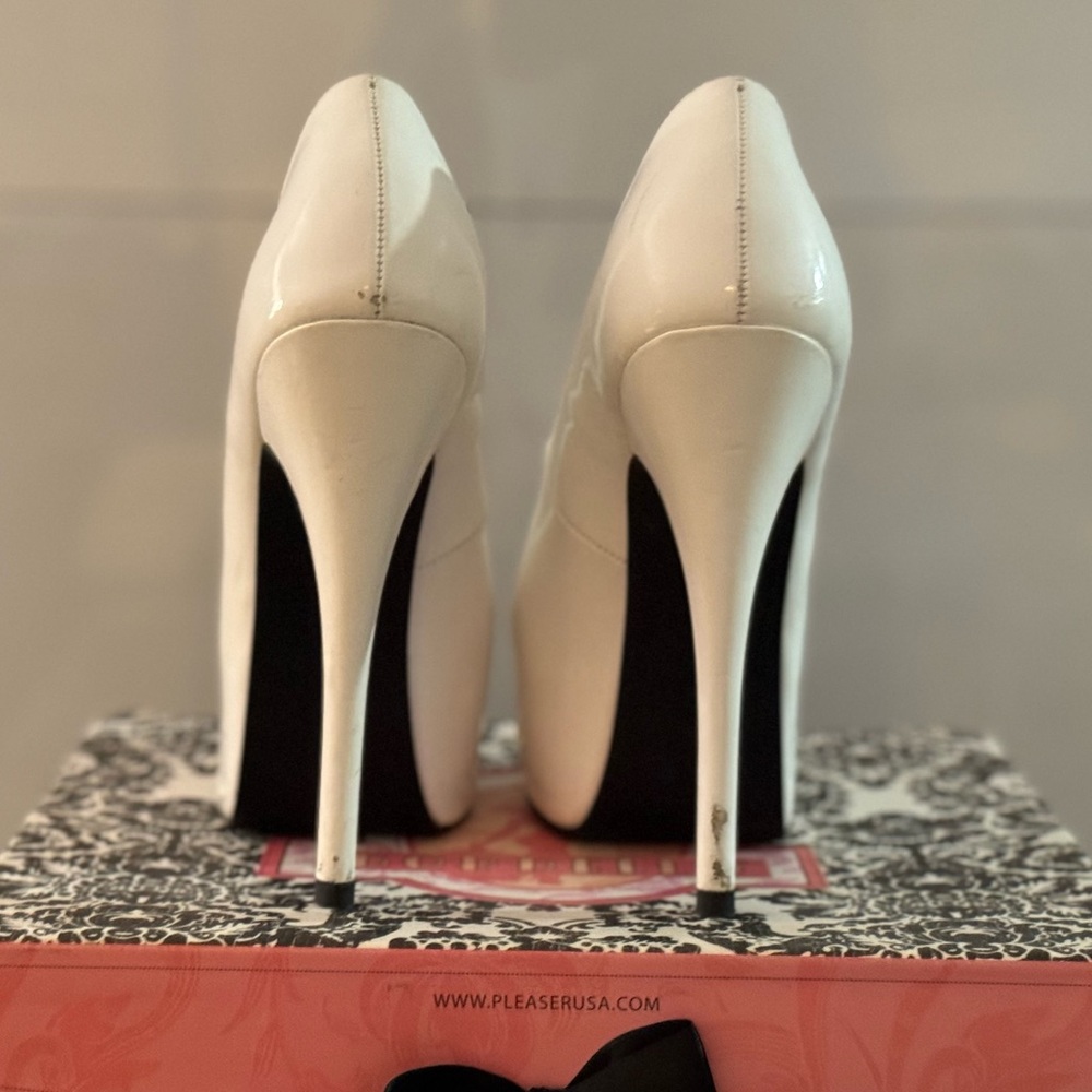 Bordello White patent leather platform heels - Picture 2 of 4